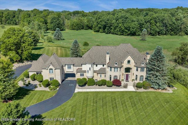 3945 Turnberry Lane, Okemos, MI 48864