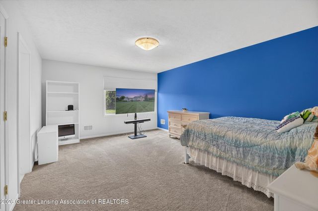 3945 Turnberry Lane, Okemos, MI 48864
