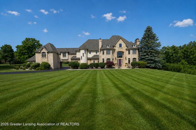 3945 Turnberry Lane, Okemos, MI 48864
