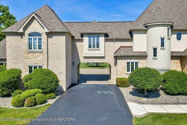 3945 Turnberry Lane, Okemos, MI 48864