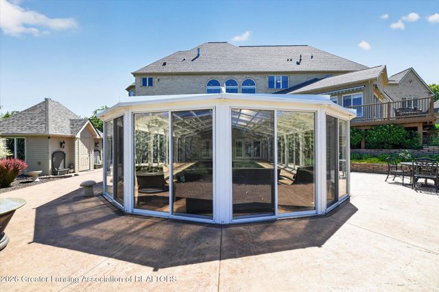 3945 Turnberry Lane, Okemos, MI 48864