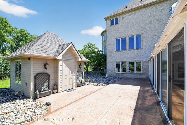 3945 Turnberry Lane, Okemos, MI 48864