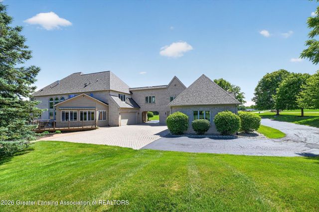 3945 Turnberry Lane, Okemos, MI 48864