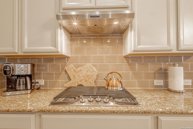 832 Silver Fox, Cibolo, TX 78108