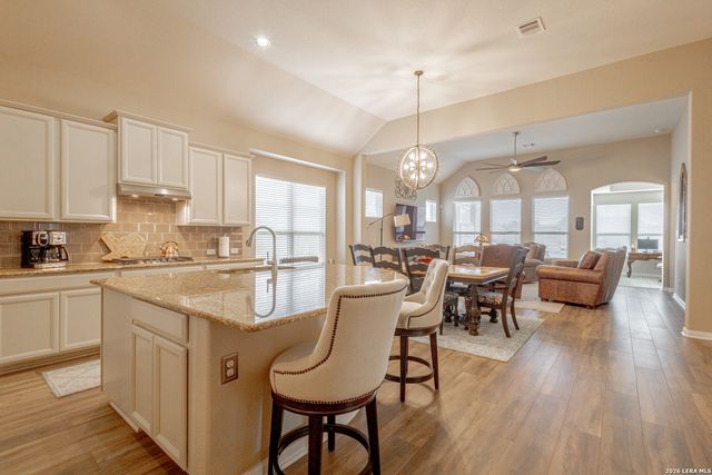 832 Silver Fox, Cibolo, TX 78108