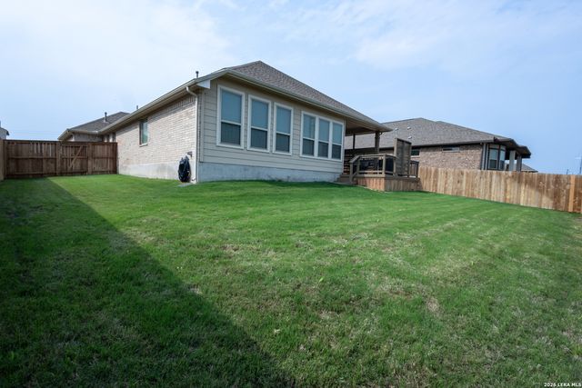 832 Silver Fox, Cibolo, TX 78108