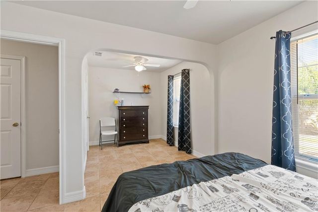 1126 Green Willow Drive, Corpus Christi, TX 78405