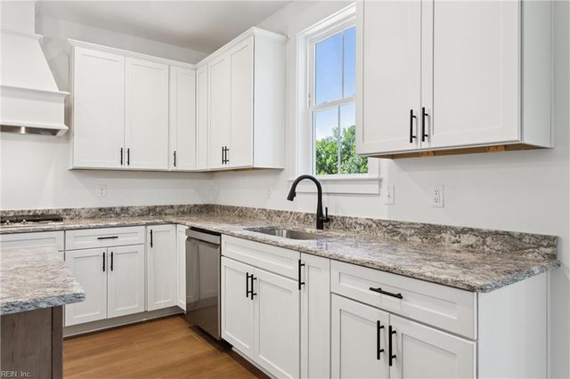 3409 Mintonville Point DR, Suffolk, VA 23435