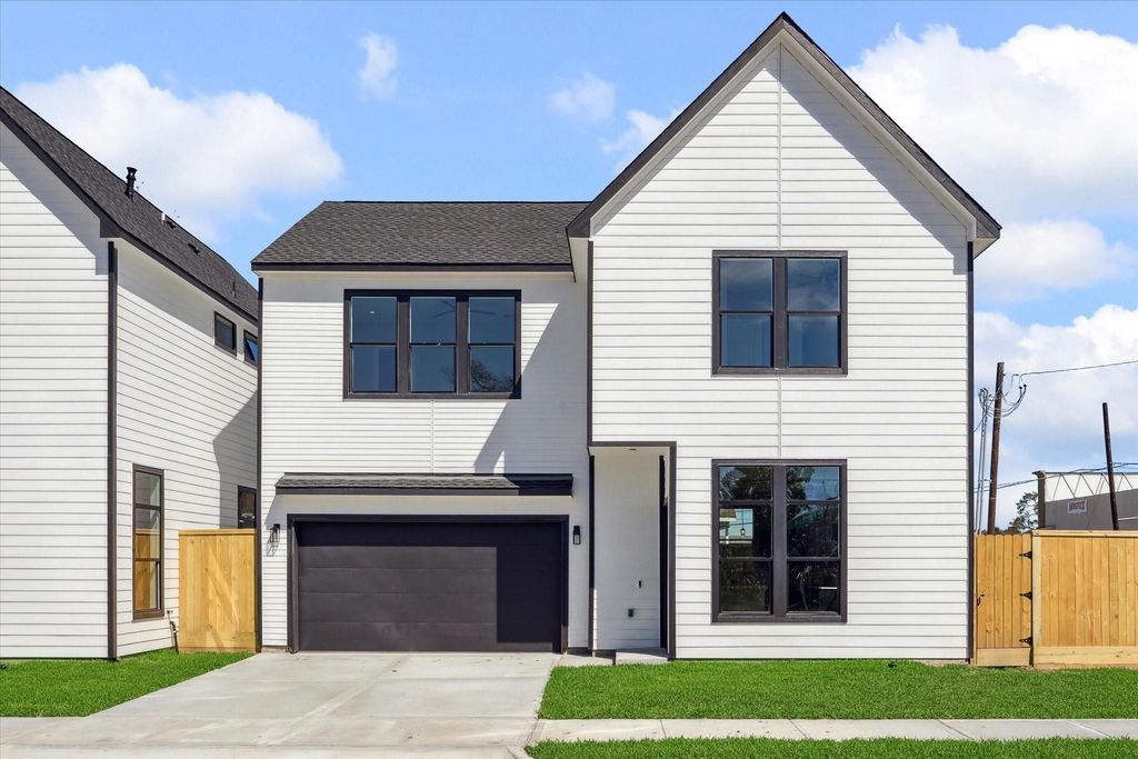 5613 Leonard Street, Houston, TX 77023