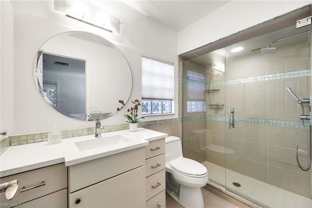 574 102nd AVE N, Naples, FL 34108