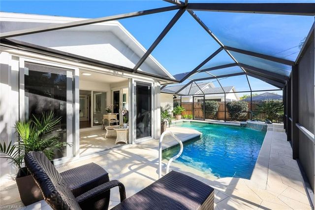 574 102nd AVE N, Naples, FL 34108