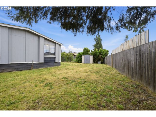 5268 FORSYTHIA Dr, Springfield, OR 97478