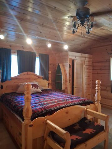 212265 N Manzanita, Colfax, CA 95713