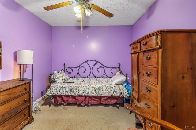 134 Robinwood Place, Danville, VA 24540