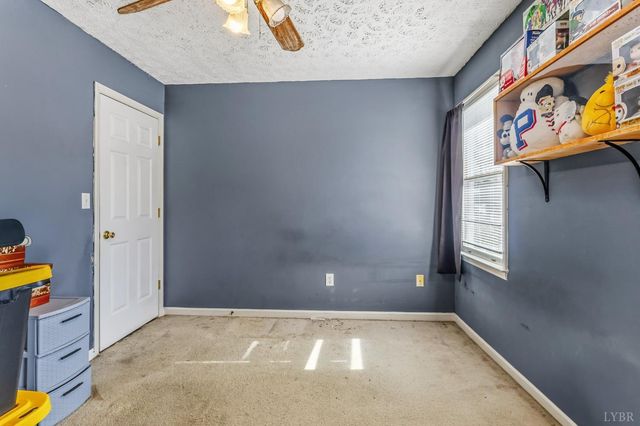 134 Robinwood Place, Danville, VA 24540