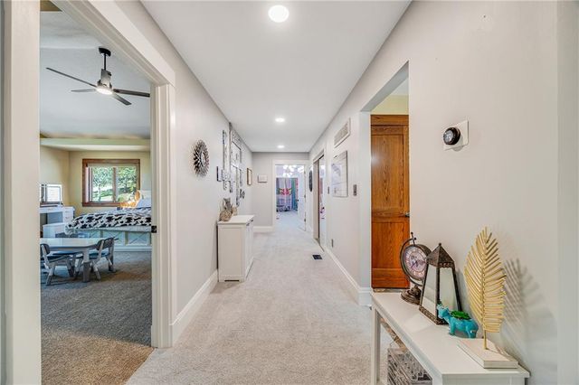 2323 S Crenshaw Road, Independence, MO 64057