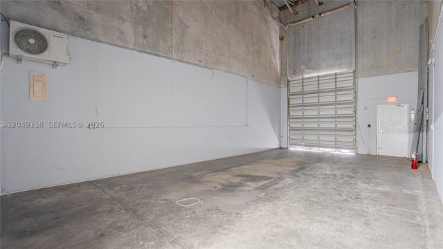 15420 SW 136th St 6, Miami, FL 33196