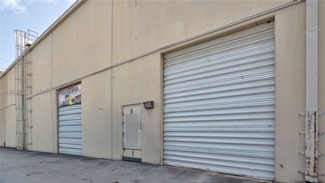 15420 SW 136th St 6, Miami, FL 33196