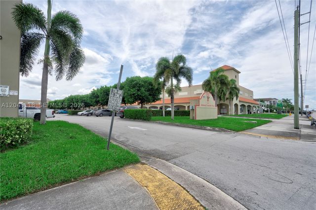 15420 SW 136th St 6, Miami, FL 33196