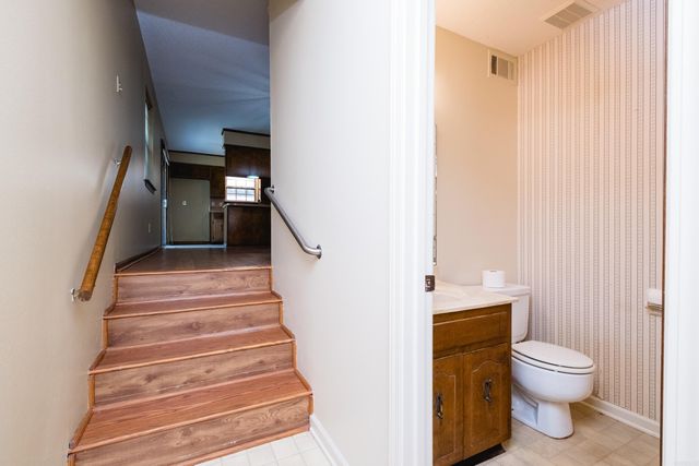 14106 Ridgewood Drive, Little Rock, AR 72211