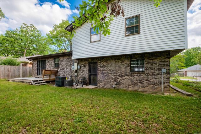 14106 Ridgewood Drive, Little Rock, AR 72211