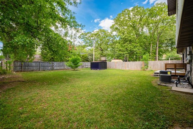 14106 Ridgewood Drive, Little Rock, AR 72211