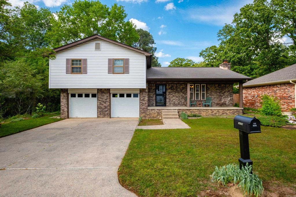 14106 Ridgewood Drive, Little Rock, AR 72211