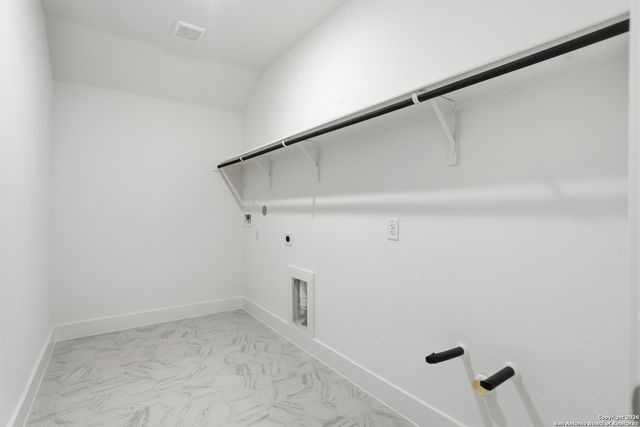 1420 Specie Creek, San Antonio, TX 78260