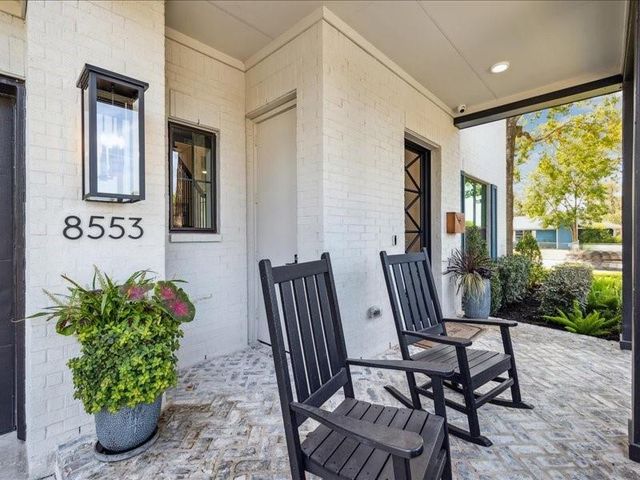 8553 Montridge Drive, Houston, TX 77055