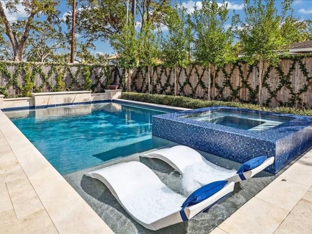 8553 Montridge Drive, Houston, TX 77055