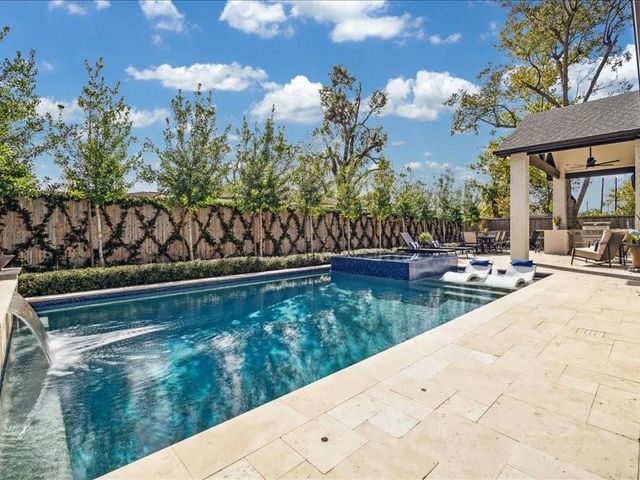 8553 Montridge Drive, Houston, TX 77055