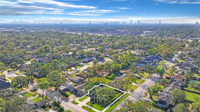 8553 Montridge Drive, Houston, TX 77055