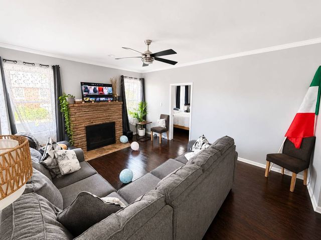 270 W 16th Street, Chicago Heights, IL 60411