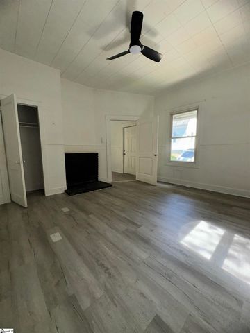 6 Riverside Street, Laurens, SC 29360