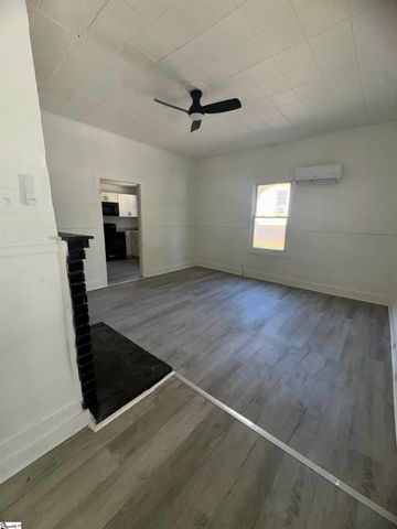 6 Riverside Street, Laurens, SC 29360