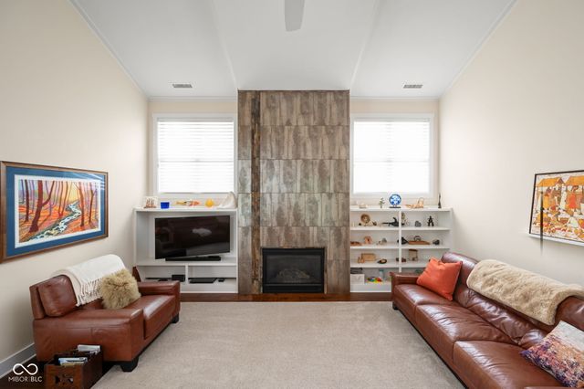 7612 Beekman Terrace, Zionsville, IN 46077