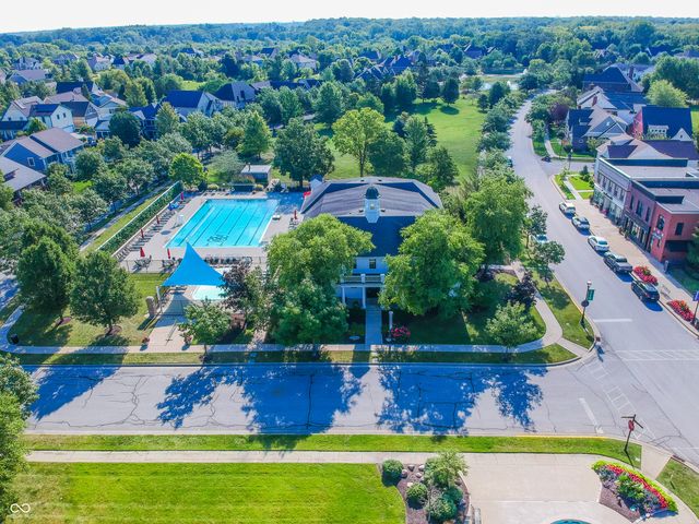 7612 Beekman Terrace, Zionsville, IN 46077