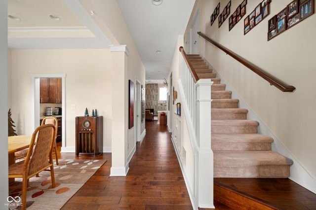 7612 Beekman Terrace, Zionsville, IN 46077