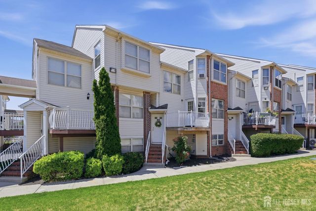 726 Harbortown Boulevard, Perth Amboy, NJ 08861