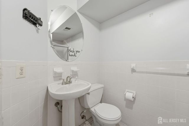 726 Harbortown Boulevard, Perth Amboy, NJ 08861