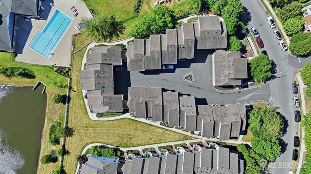 726 Harbortown Boulevard, Perth Amboy, NJ 08861