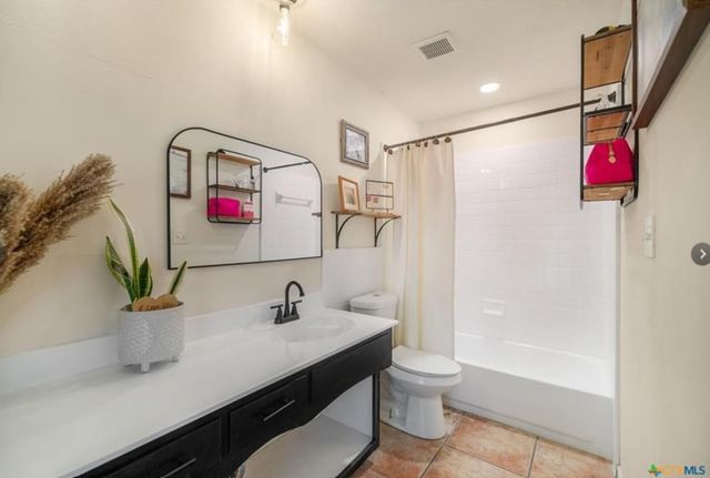 506 Shiloh Drive, Victoria, TX 77904