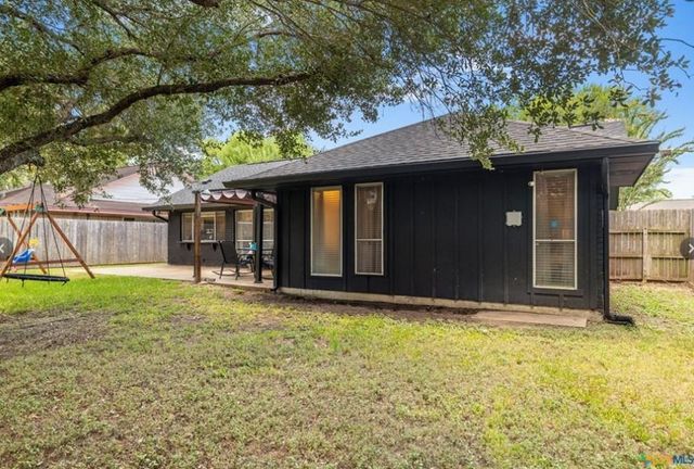 506 Shiloh Drive, Victoria, TX 77904