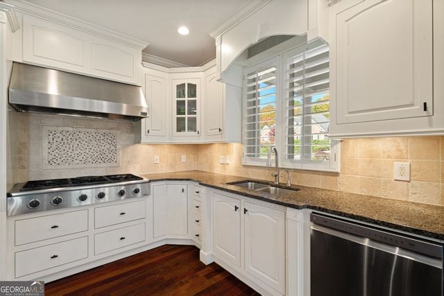 16 Gold Bullion Drive E, Dawsonville, GA 30534