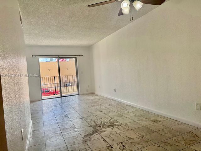 1051 SW 1st St 212, Miami, FL 33130