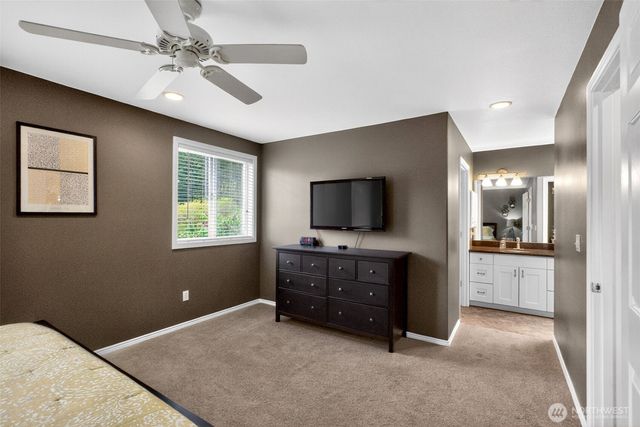 37114 22nd Avenue S, Federal Way, WA 98003