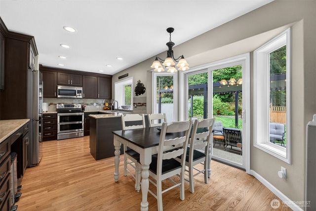 37114 22nd Avenue S, Federal Way, WA 98003