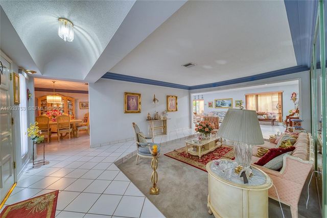 3585 SW 107th Ct, Miami, FL 33165