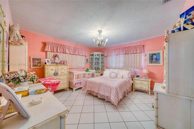 3585 SW 107th Ct, Miami, FL 33165