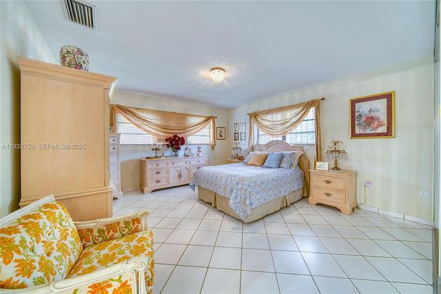 3585 SW 107th Ct, Miami, FL 33165